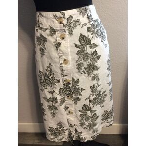 Liz Claiborne White and Green Floral Midi Skirt